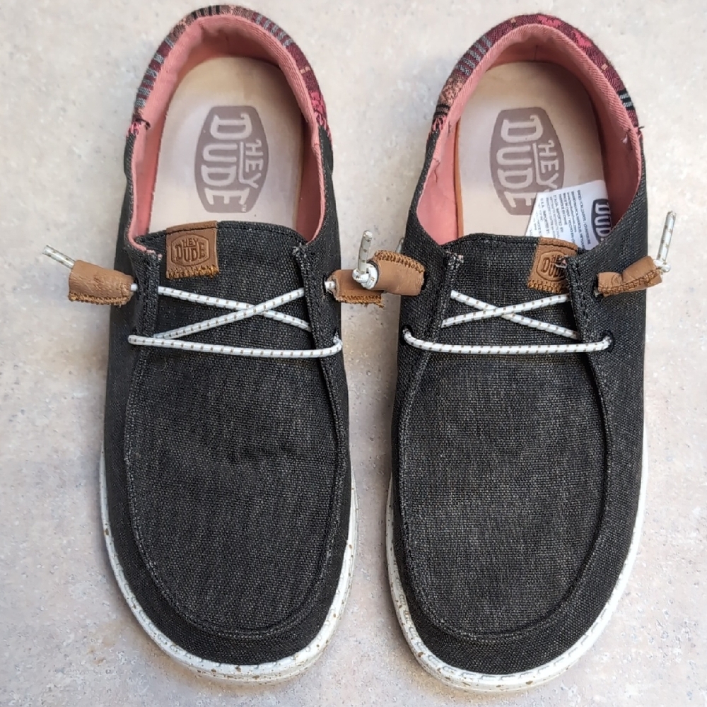 Hey Dude Women's Black and Pink Shoes